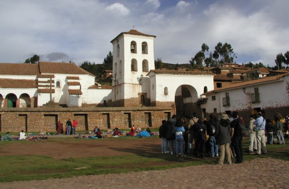 Chinchero Plaza de Armas